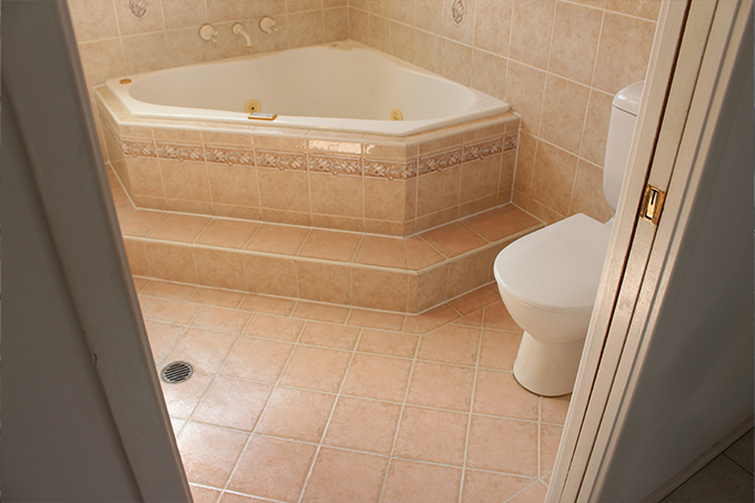 Top Things You Must Know About Grout Restoration